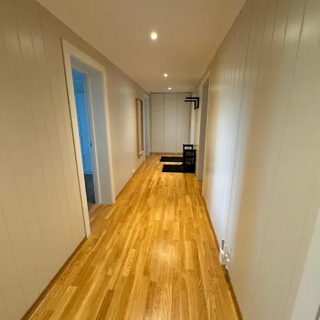 Charming 3-Bedroom Apartment In The Heart Of Kristiansund Exterior photo