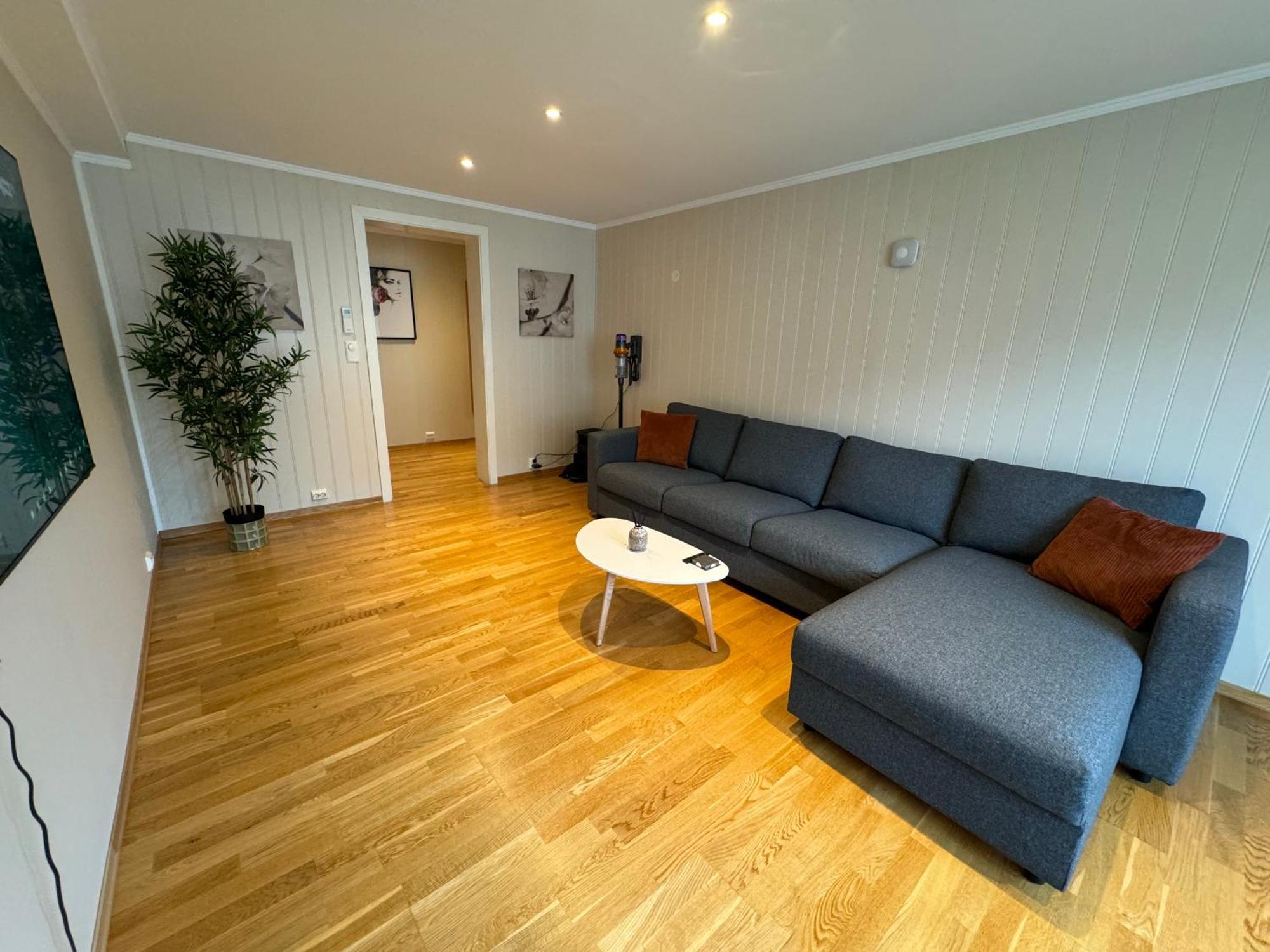 Charming 3-bedroom In The Heart Of *